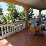 Two-bedroom In Iii Appartement Malinska