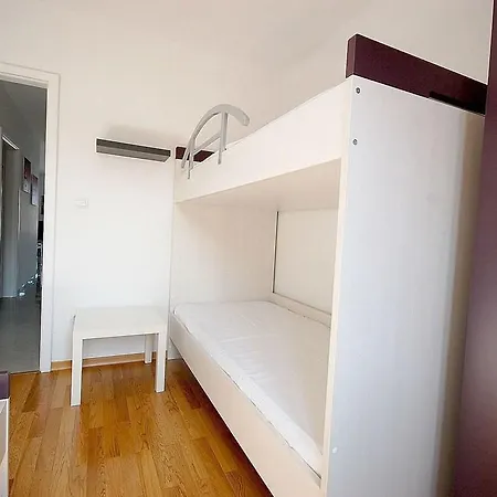 Two-bedroom In Iii * Malinska