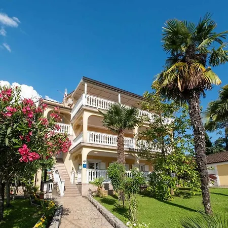Lejlighed Two-bedroom In Iii