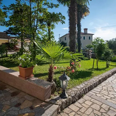 Lejlighed Two-bedroom In Iii
