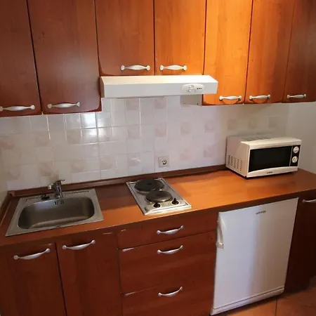 Two-bedroom In Iii * Malinska