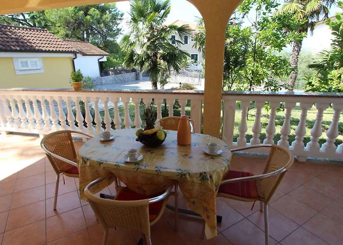 Two-bedroom In Iii *