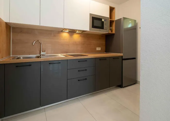 Two-bedroom In Iii Апартаменты *
