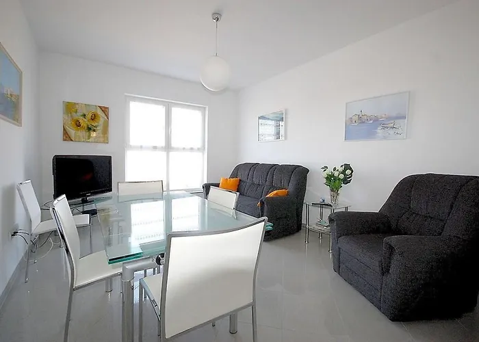 Two-bedroom In Iii