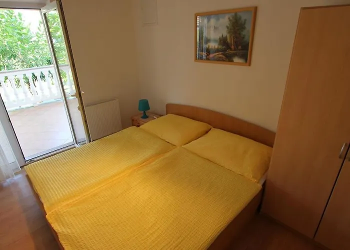 Two-bedroom In Iii *