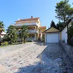 Apartamento Two-bedroom In Iii Malinska