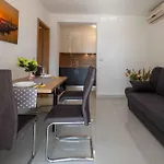 Two-bedroom In Iii Apartamento *