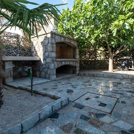 Apartamento Two-bedroom In Iii Malinska